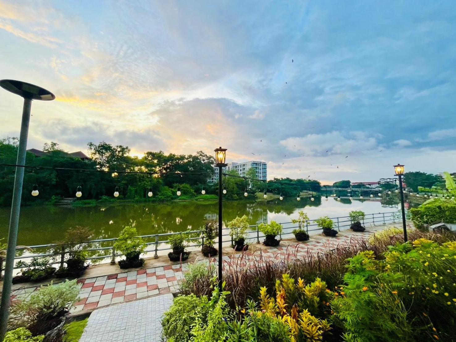 Usabai Riverside Boutique Hotel Chanthaburi Exterior foto